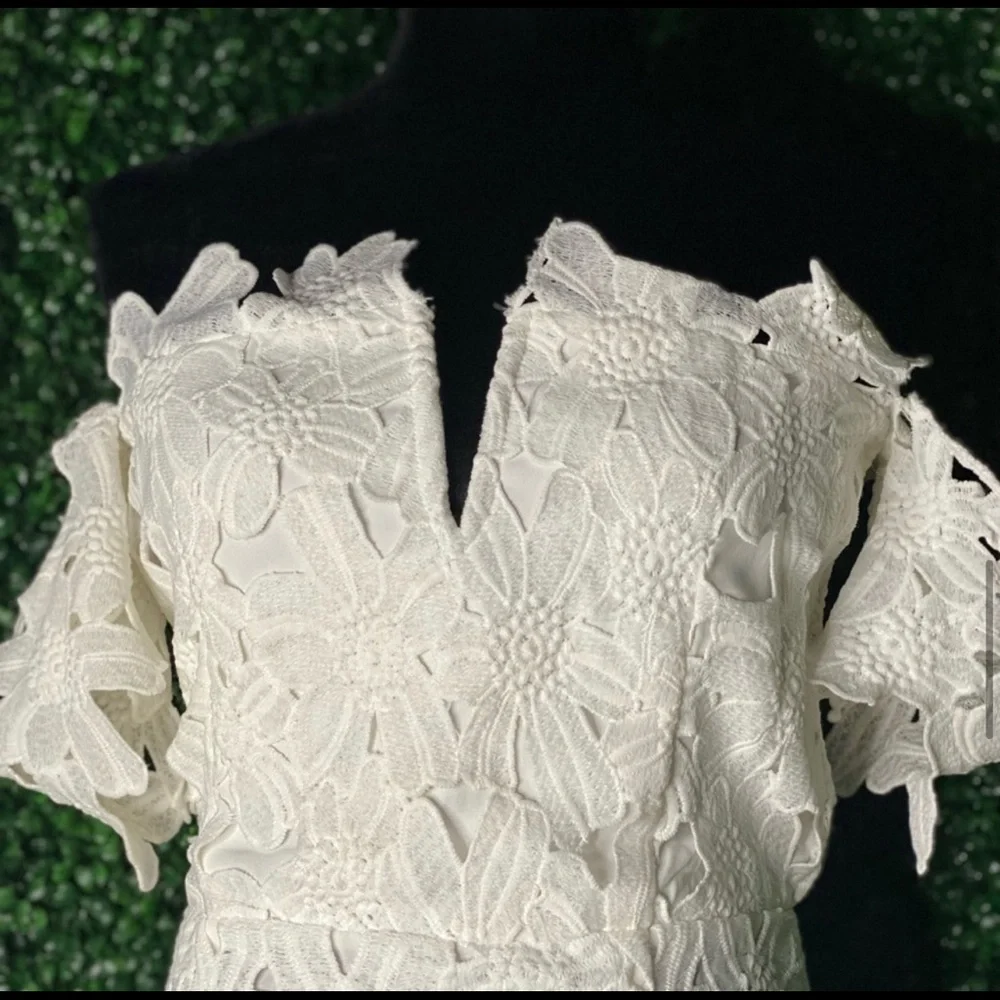 Luxxel Lace Sheath Off- The- Shoulder Dress - Picture 2 of 6